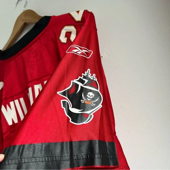 Vintage Cadillac Williams Tampa Bay Buccaneers Jersey Reebok Mens Medium NFL - Picture 11 of 11
